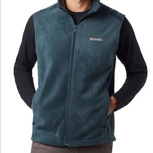 Columbia fleece vest